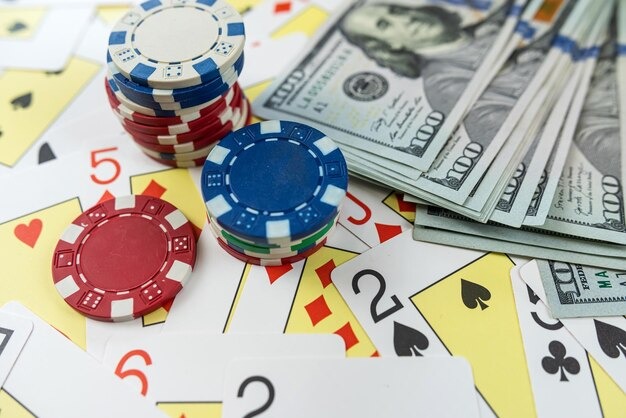 Baccarat table action with dealer and live chat on soya 4d